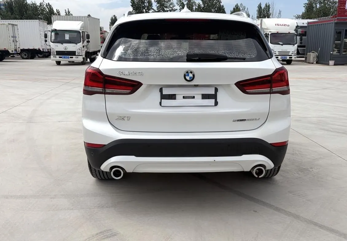 BMW 2021 X1 sDrive20Li 1.5T fashion automatic gear 5