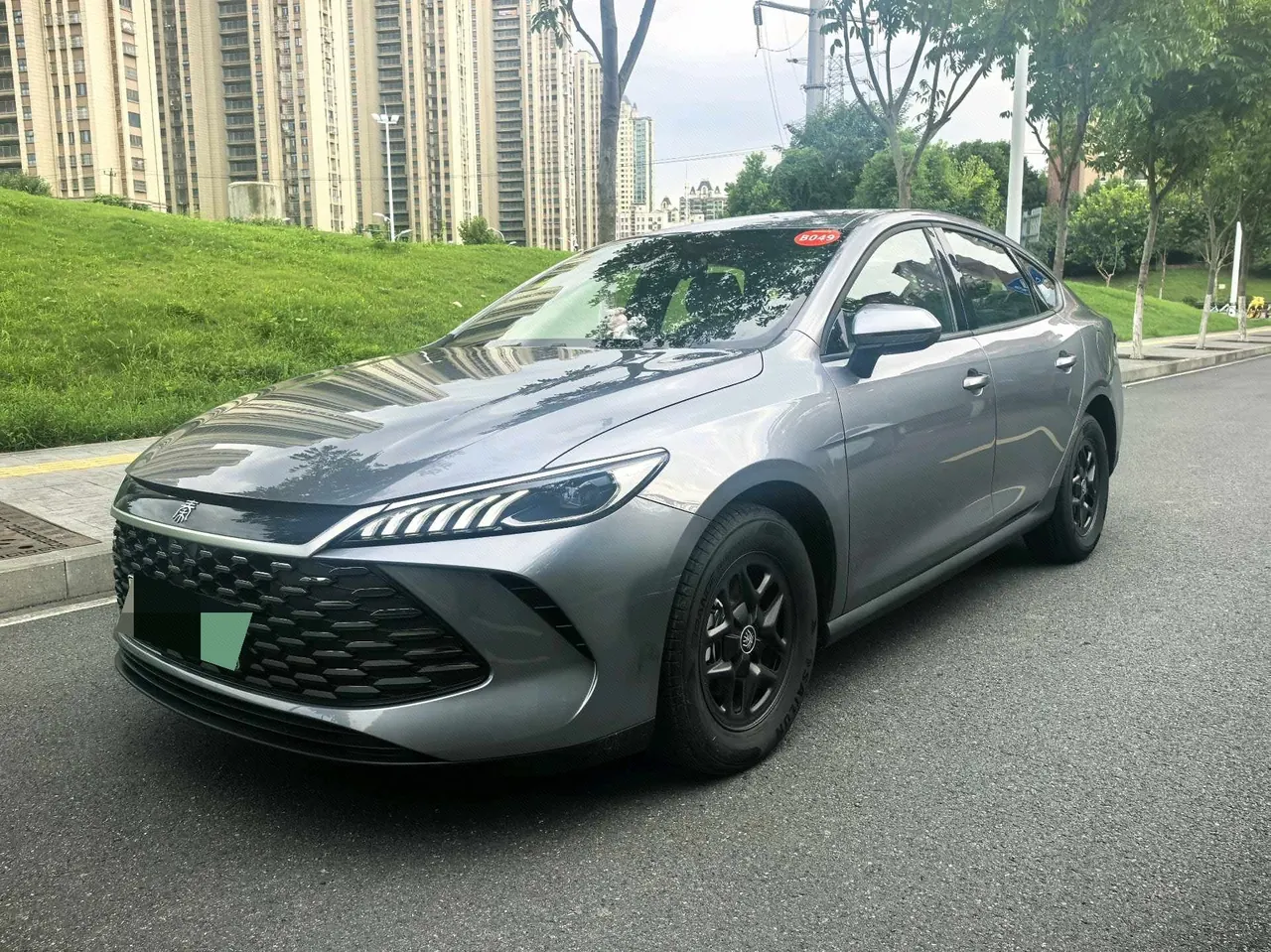 打开图片灯箱:BYD 2025 Qin PLUS DM-i 1.5 stepless intelligent driving version 55KM leading automatic gear