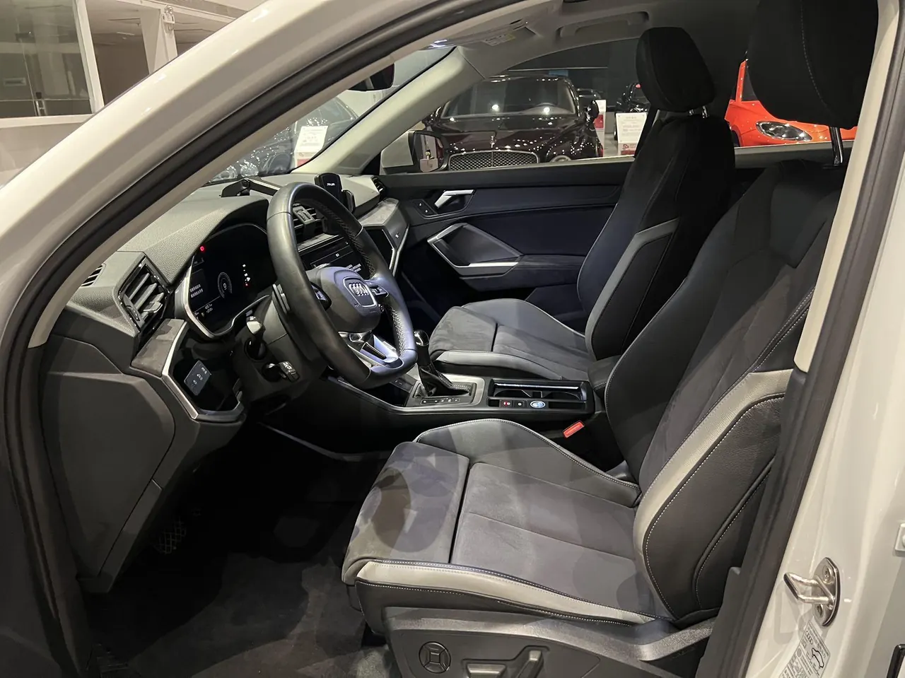 Audi 2023 Q3 1.4TFSI 35TFSI Fashion Dynamic Automatic 4