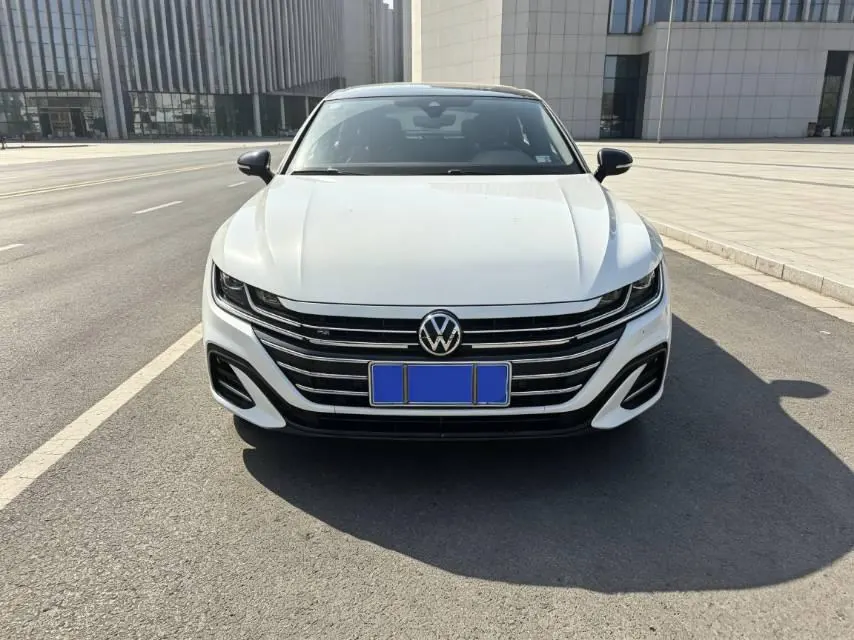 Volkswagen 2023 CC 2.0TSI 380TSI eye-catching automatic gear 2