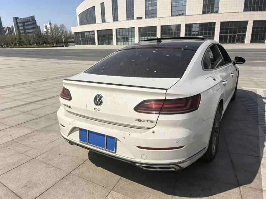 Volkswagen 2023 CC 2.0TSI 380TSI eye-catching automatic gear 7