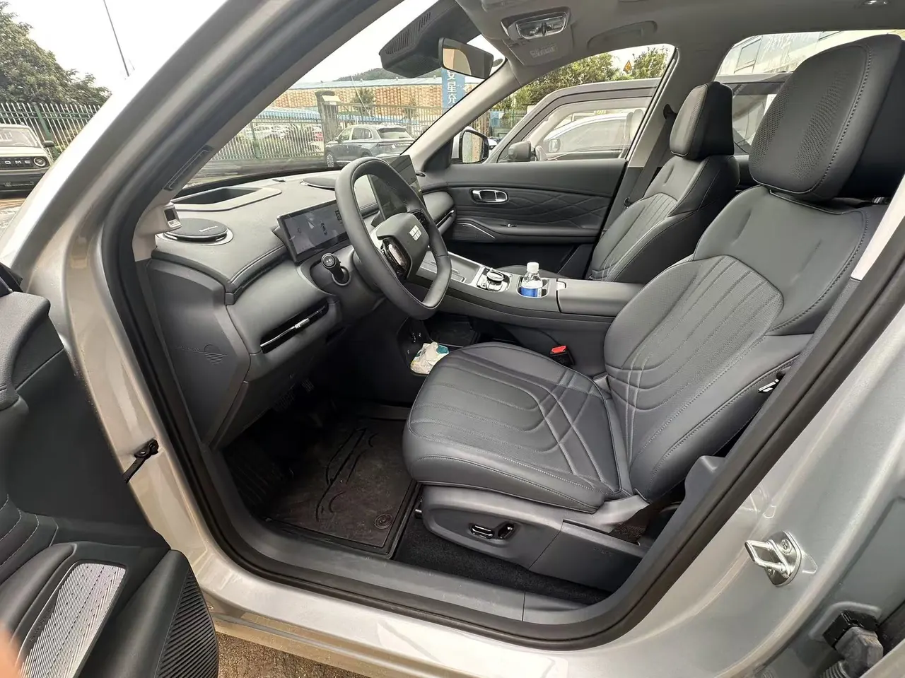Geely Galaxy 2026 Starship 7 EM-i 1.5 135km Starship Edition Automatic Gear 4