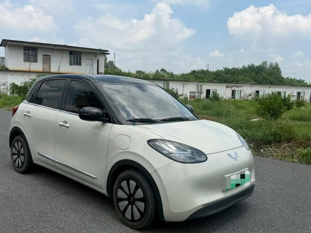 WuLing 2023 Plantronics 410km LingBox Exclusive Automatic Transmission 3