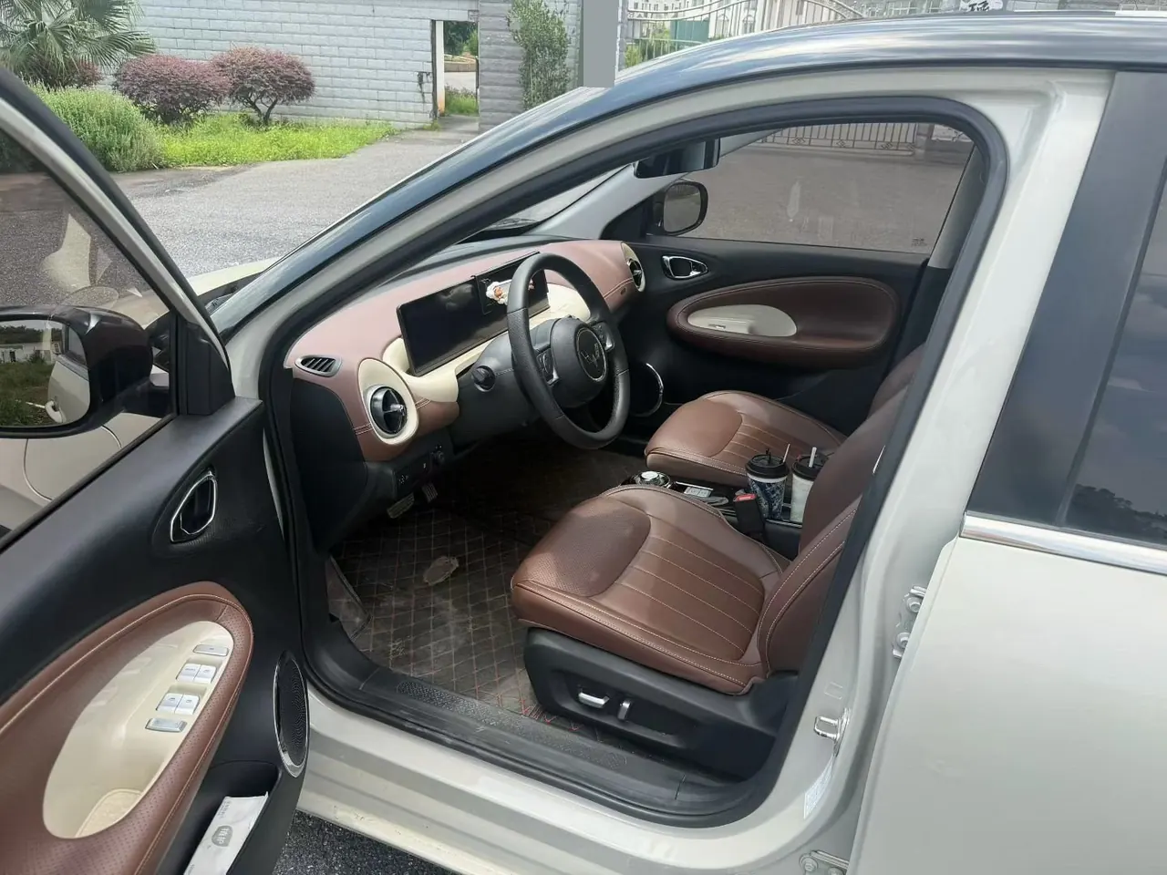 WuLing 2023 Plantronics 410km LingBox Exclusive Automatic Transmission 4