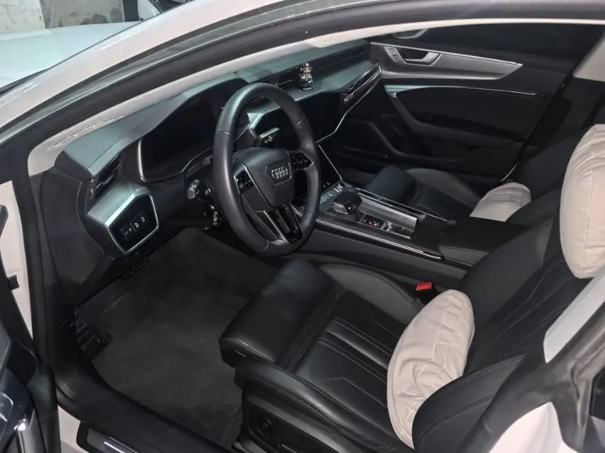 Audi A7 (Imported) 2023 A7 Sportback 2.0TFSI 45TFSI Automatic Gear Selection 7