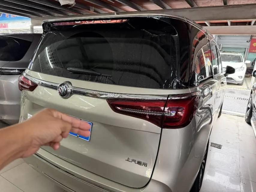 Buick 2023 GL8 ES Lu Zun 48V 2.0T 653T Comfortable Automatic Gear 5
