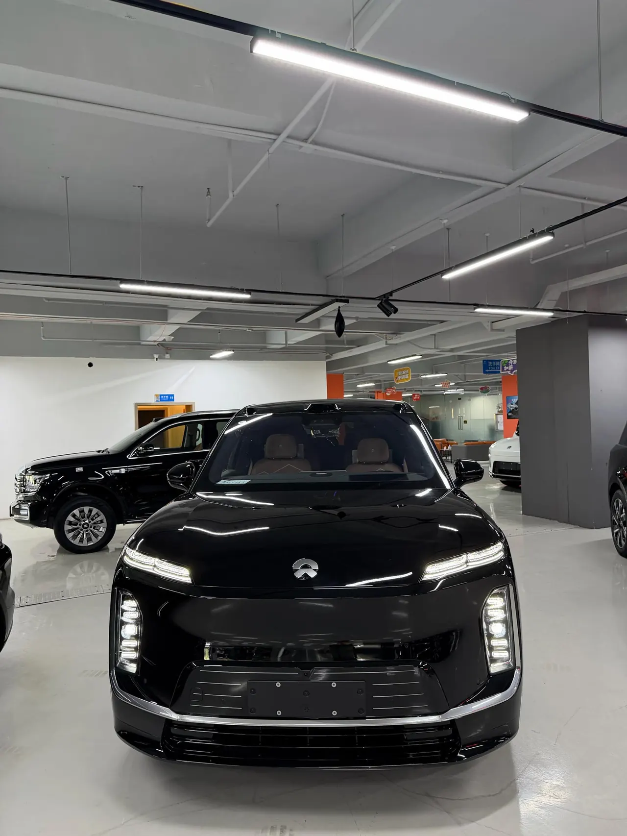 NIO 2026 ES 9 102kWh Executive Island Deluxe Automatic Gear 2
