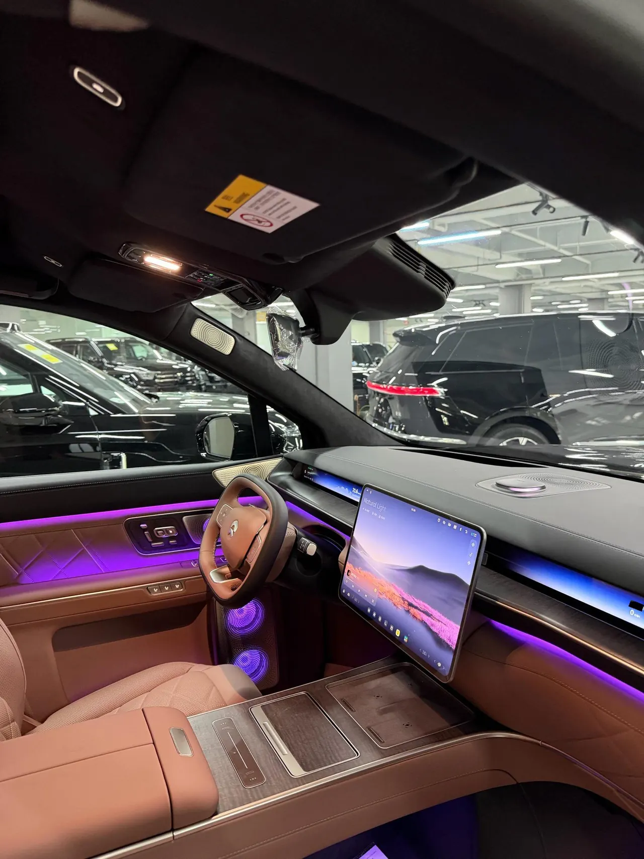 NIO 2026 ES 9 102kWh Executive Island Deluxe Automatic Gear 5