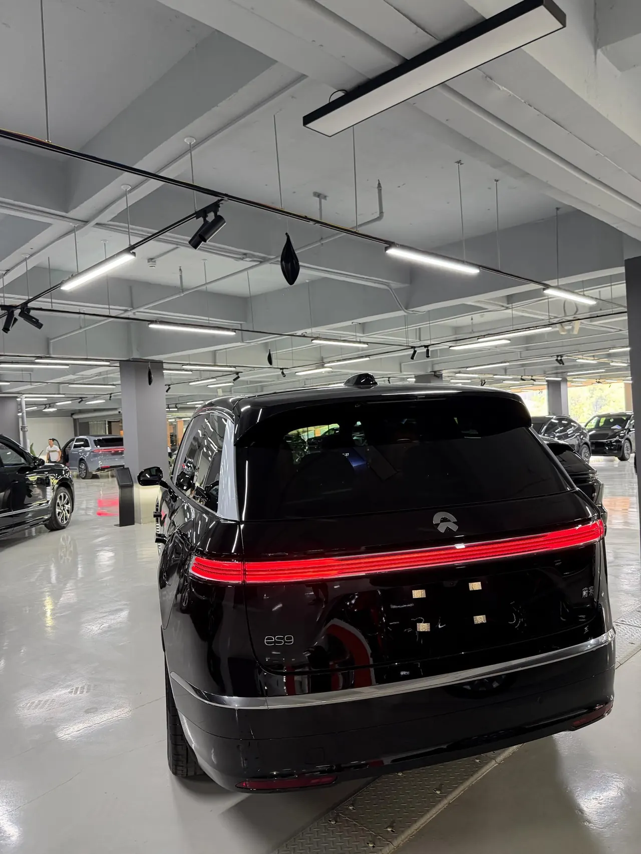 NIO 2026 ES 9 102kWh Executive Island Deluxe Automatic Gear 7