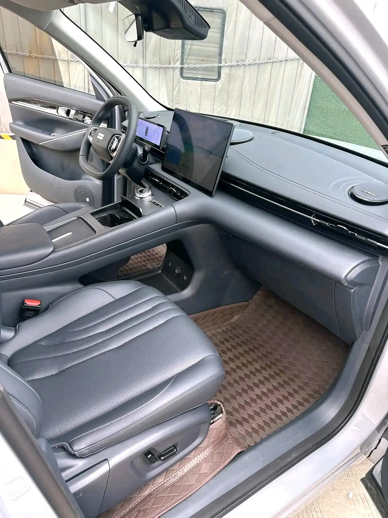 Geely Galaxy 2024 E 5 530km Discovery Edition Automatic Gear 7