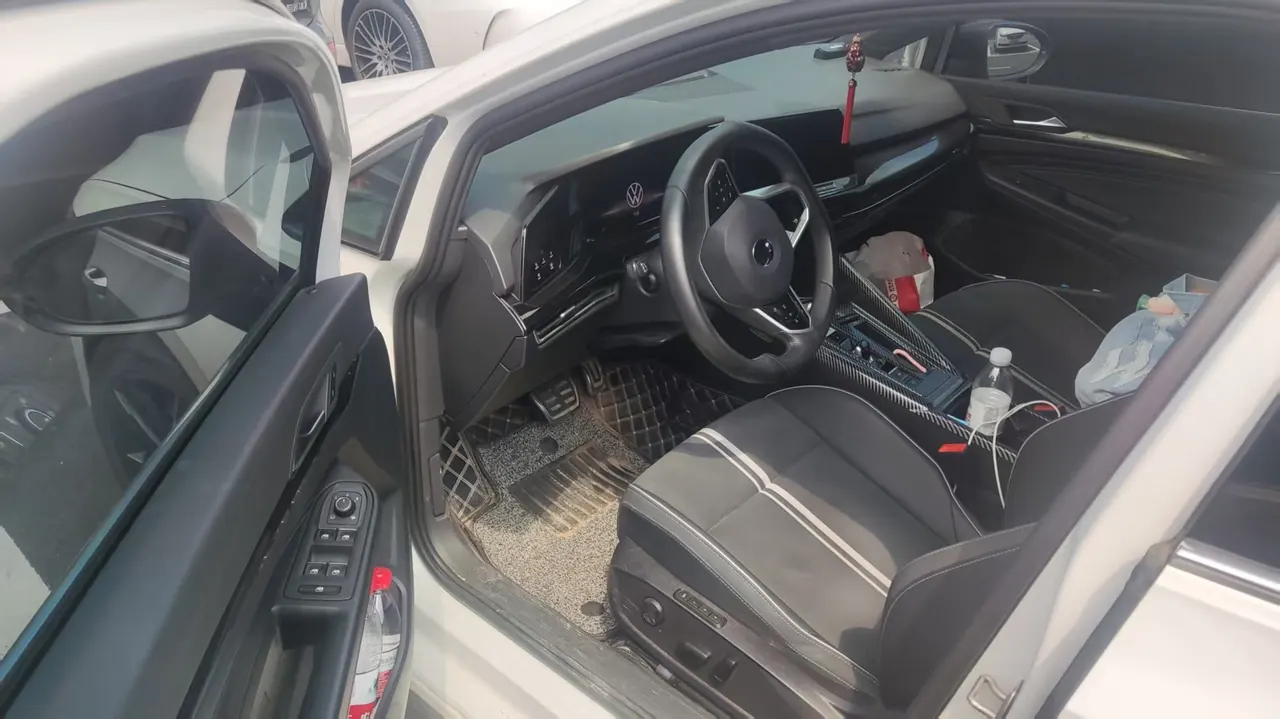 Volkswagen 2021 Golf 8 R-Line 1.4TSI 280TSI Automatic 2
