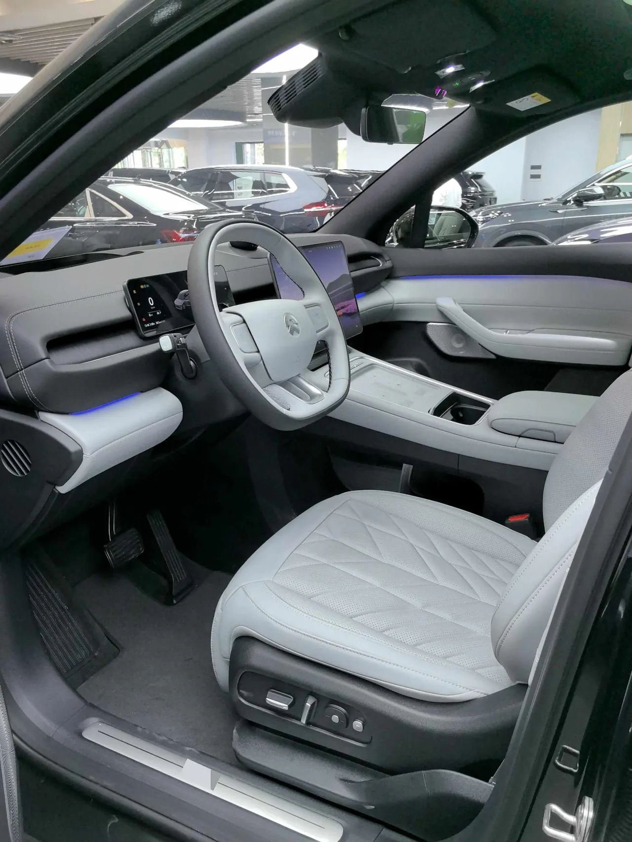 NIO 2026 ES 6 100kWh automatic gear 3