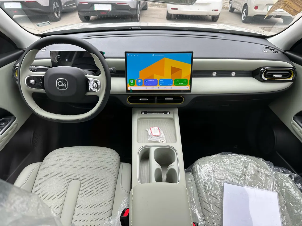 Chery 2026 QQ3 EV 420 Love Edition Automatic Gear 4