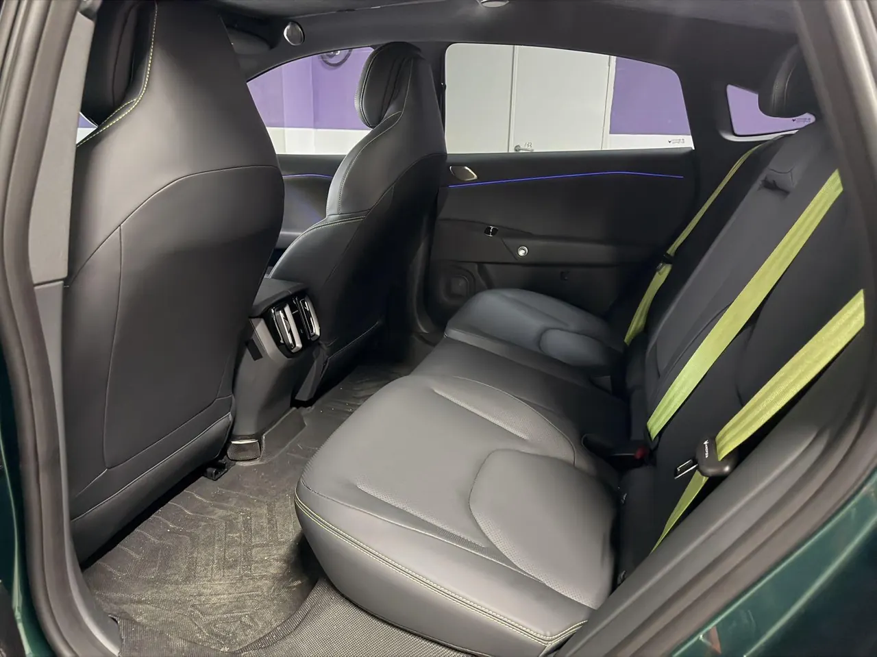 ARCFOX 2026 α S 5 720 yuan Shenxing Edition 200kW Automatic Gear 5