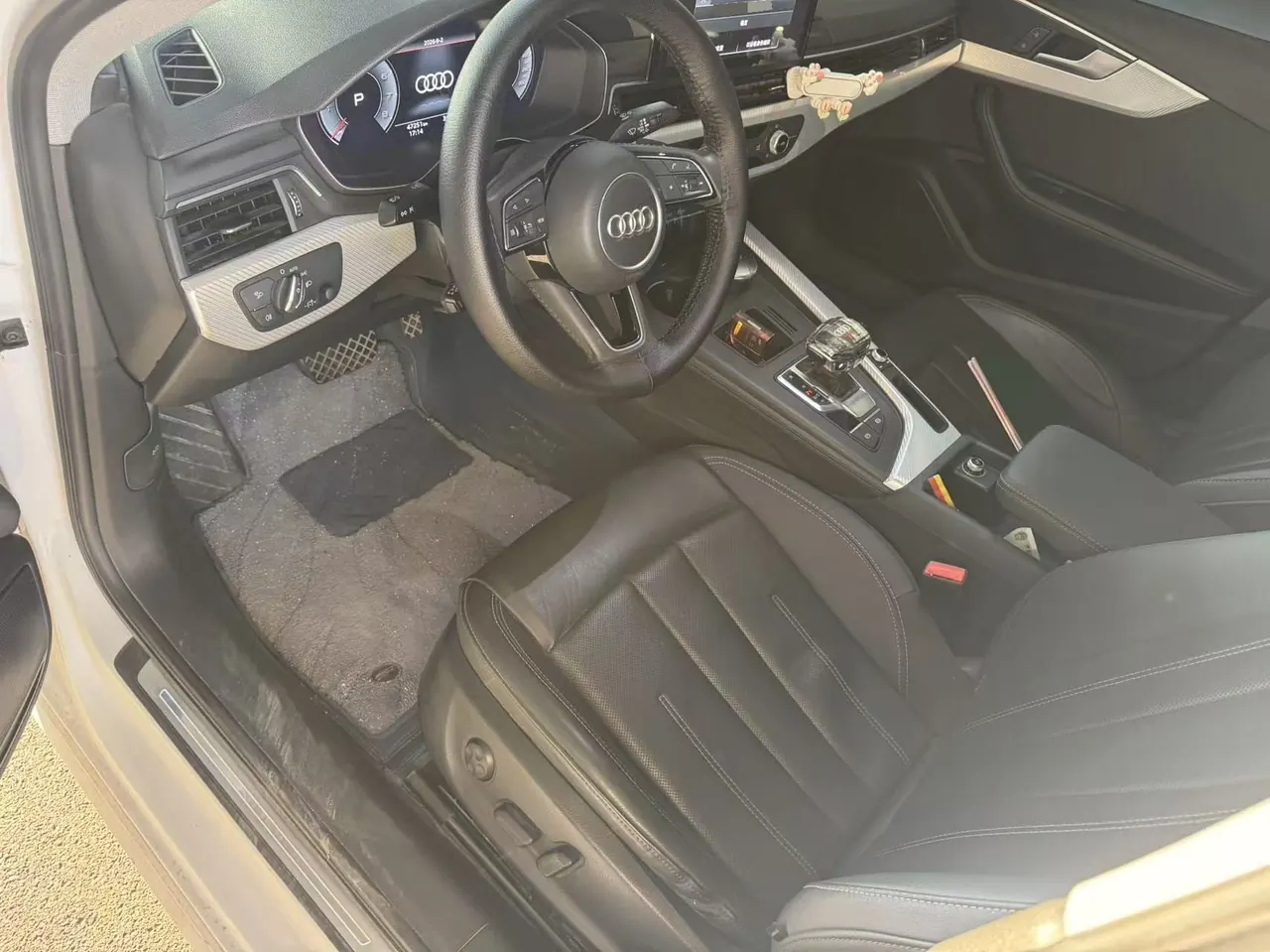 Audi 2020 A4L 2.0TFSI 40TFSI Deluxe Dynamic Automatic 5