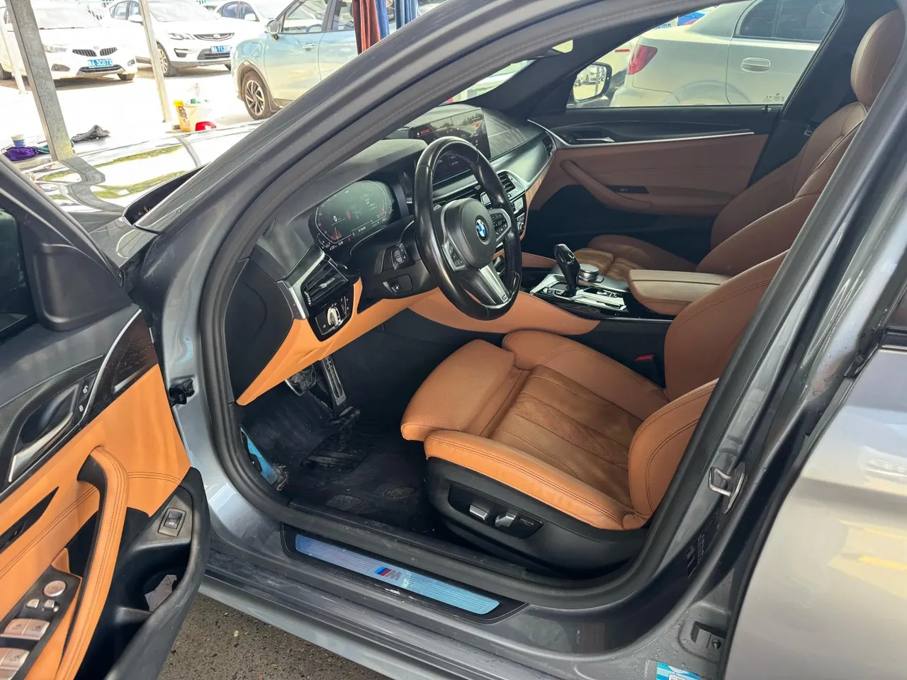 BMW 5 Series (Imported) 2021 525i 2.0T M Sports Suit Automatic Gear 7