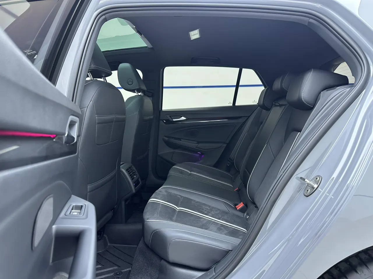 Volkswagen 2021 Golf 8 R-Line 1.4TSI 280TSI Automatic 8