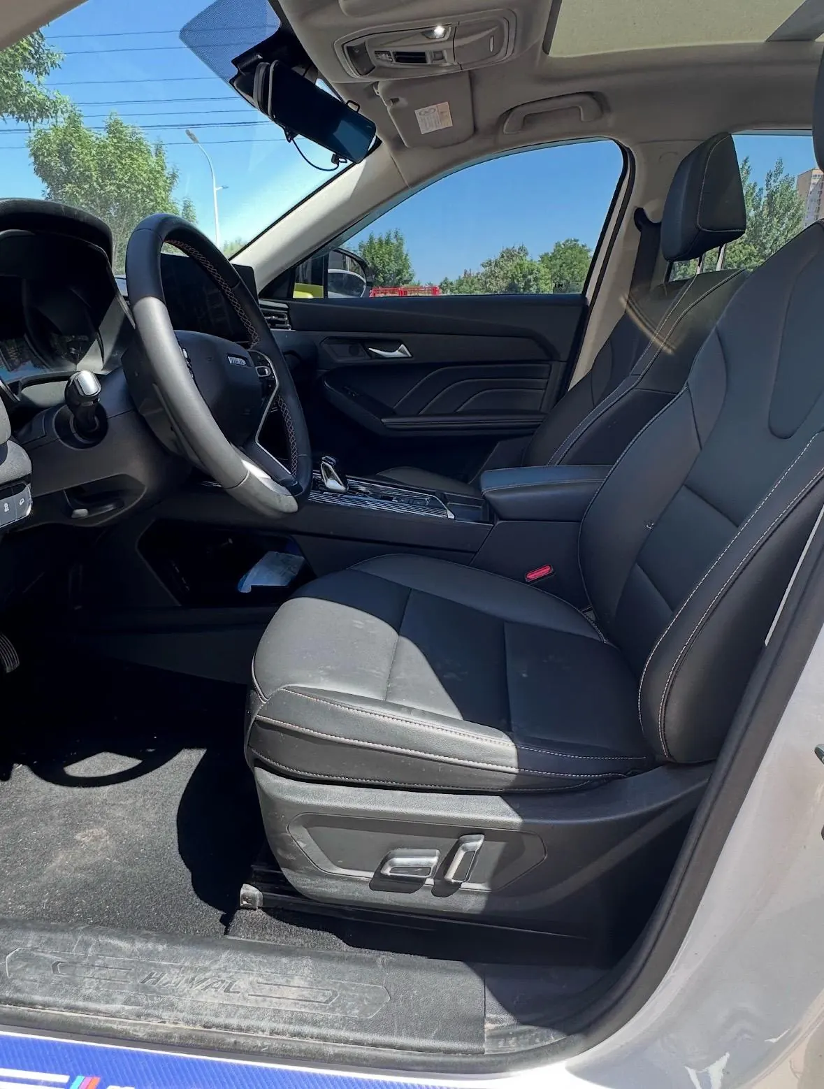 Haval 2022 red rabbit 1.5T strength version copper rabbit automatic gear 3