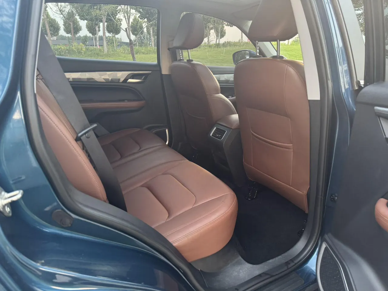 Geely Vision SUV(X6) 2021 Vision X6 Pro 1.4T Premium Automatic 12