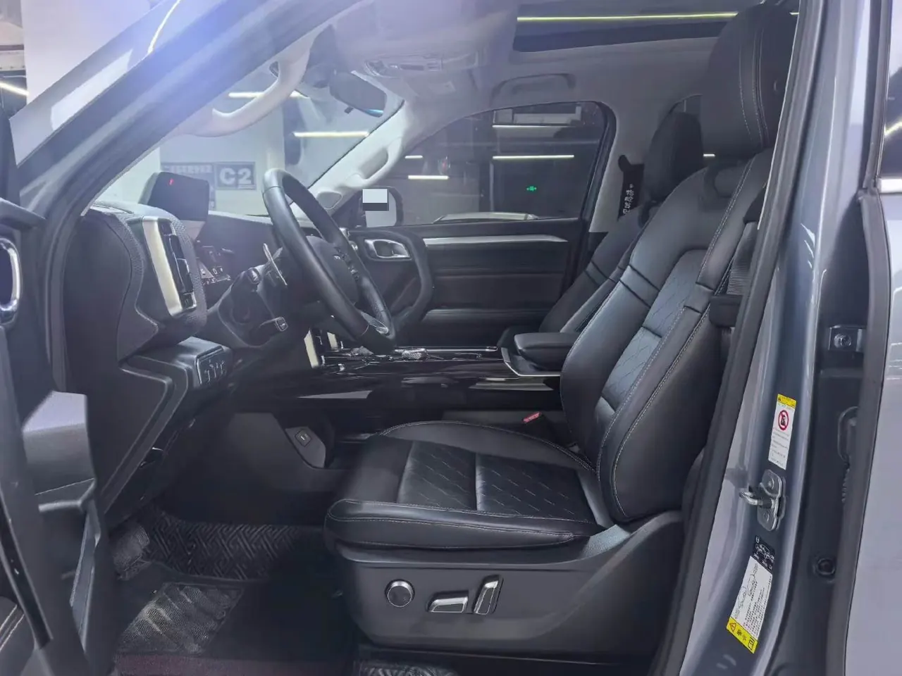 Haval 2021 big dog 2.0T Chinese garden dog version automatic gear 4