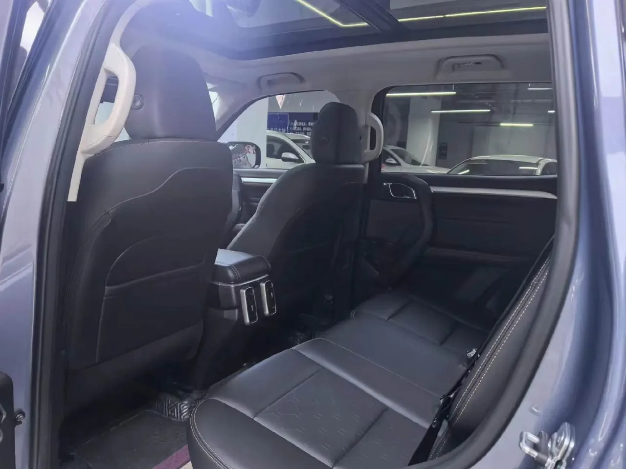 Haval 2021 big dog 2.0T Chinese garden dog version automatic gear 5