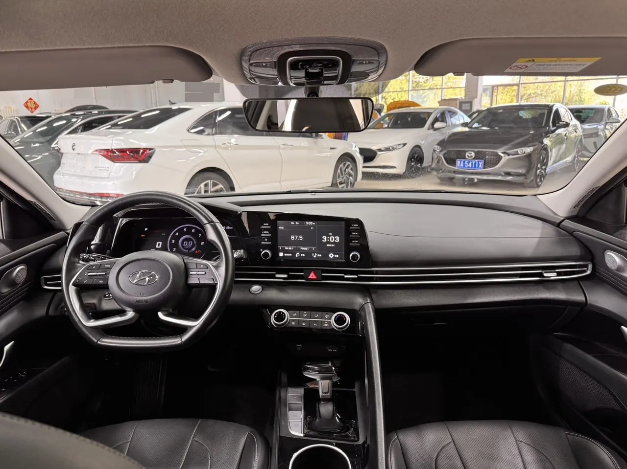 Hyundai 2022 Elantra -3-compartment 1.4TGDi 240TGDi GLX Elite Automatic Gear 16