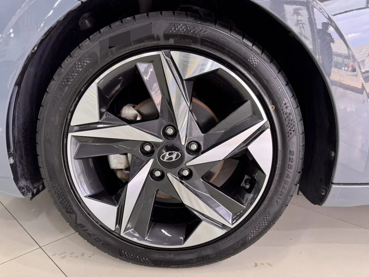 Hyundai 2022 Elantra -3-compartment 1.4TGDi 240TGDi GLX Elite Automatic Gear 21