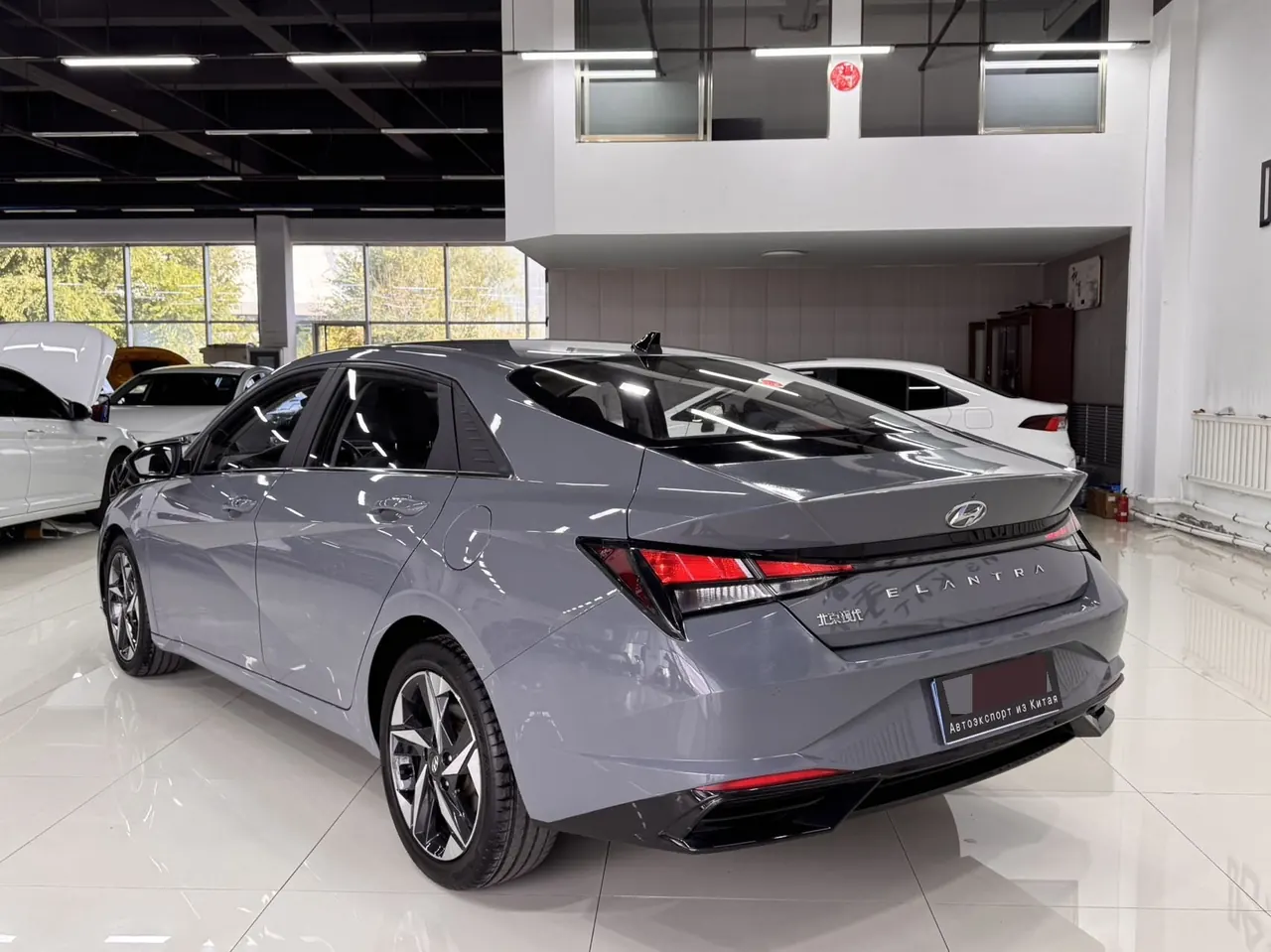 Hyundai 2022 Elantra -3-compartment 1.4TGDi 240TGDi GLX Elite Automatic Gear 4