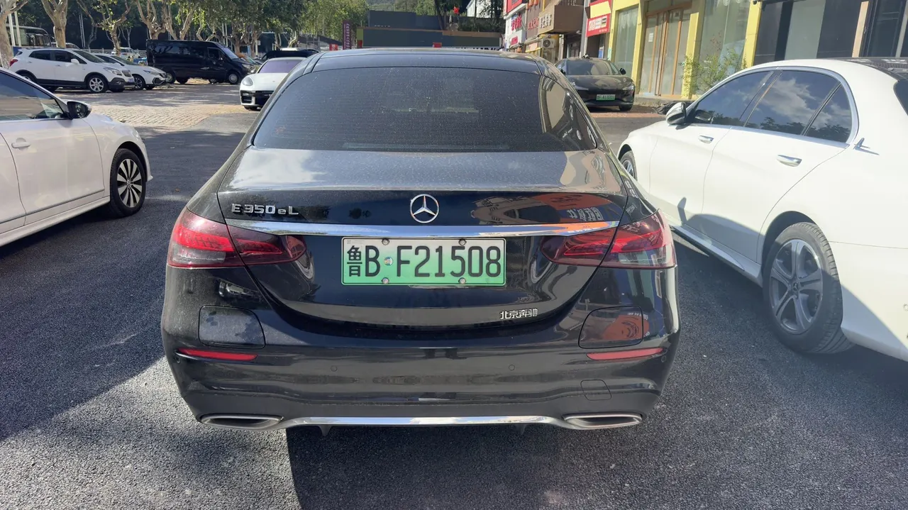 Mercedes Benz E-Class New Energy 2022 E 350 e L 2.0T Sports (Change 3) Automatic 7
