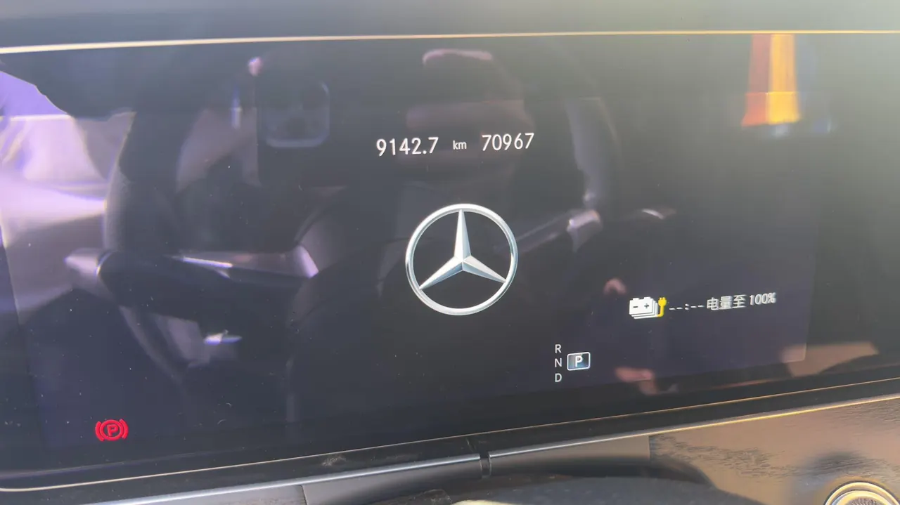 Mercedes Benz E-Class New Energy 2022 E 350 e L 2.0T Sports (Change 3) Automatic 9