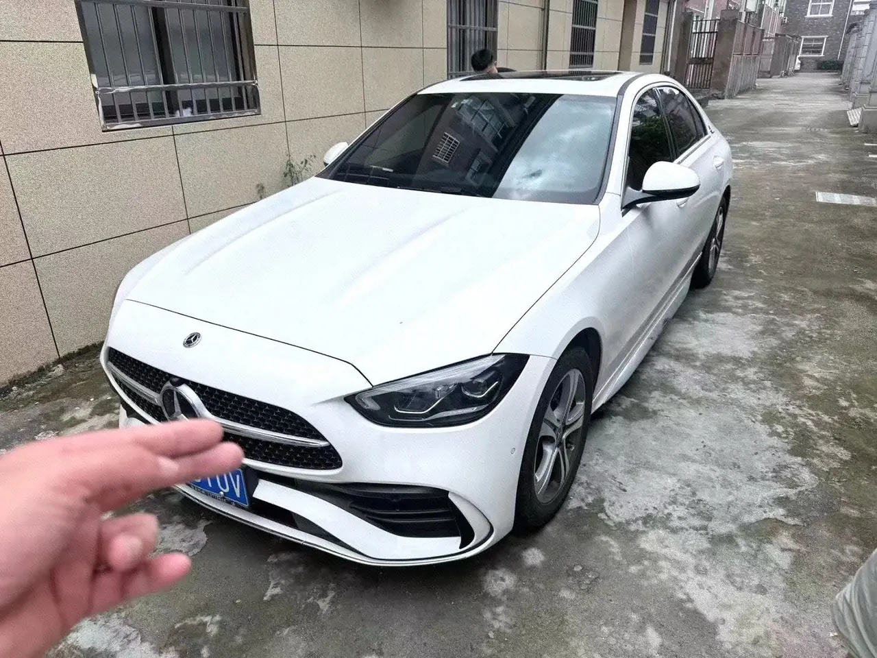 打开图片灯箱:Mercedes Benz Class C 2022 C 200 L 48V 1.5T Sports Edition (Modified) Automatic Gear