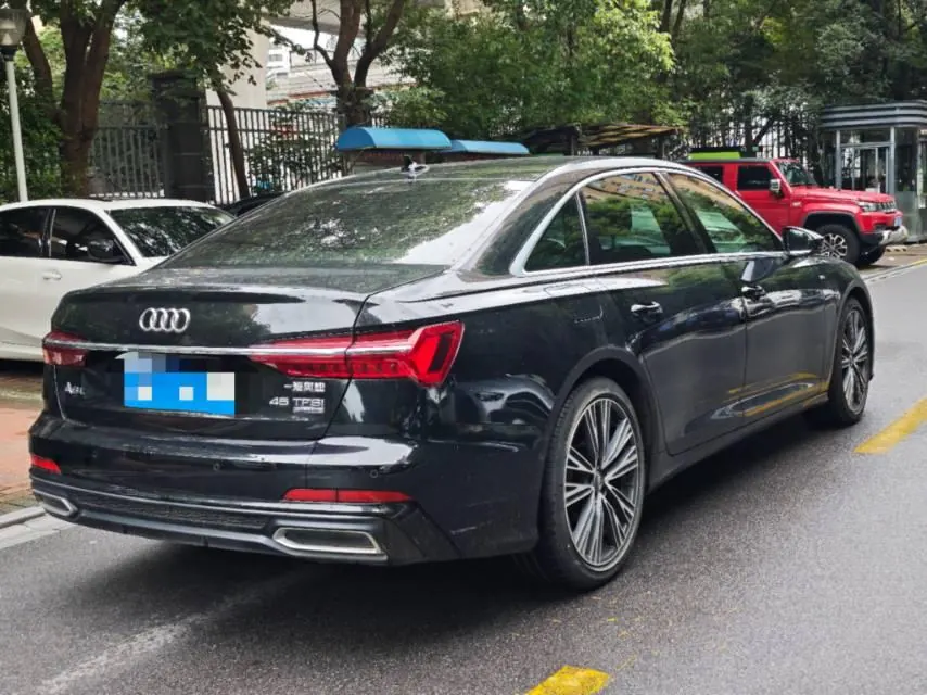 Audi 2020 A6L 2.0TFSI 45TFSI Selected Dynamic Automatic 5