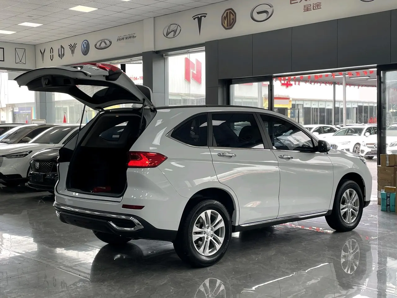 Haval 2021 M6 PLUS 1.5T Elite Smart Joint Automatic Gear 13