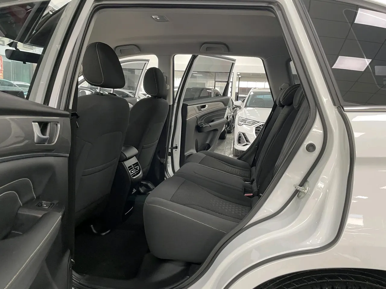 Haval 2021 M6 PLUS 1.5T Elite Smart Joint Automatic Gear 5
