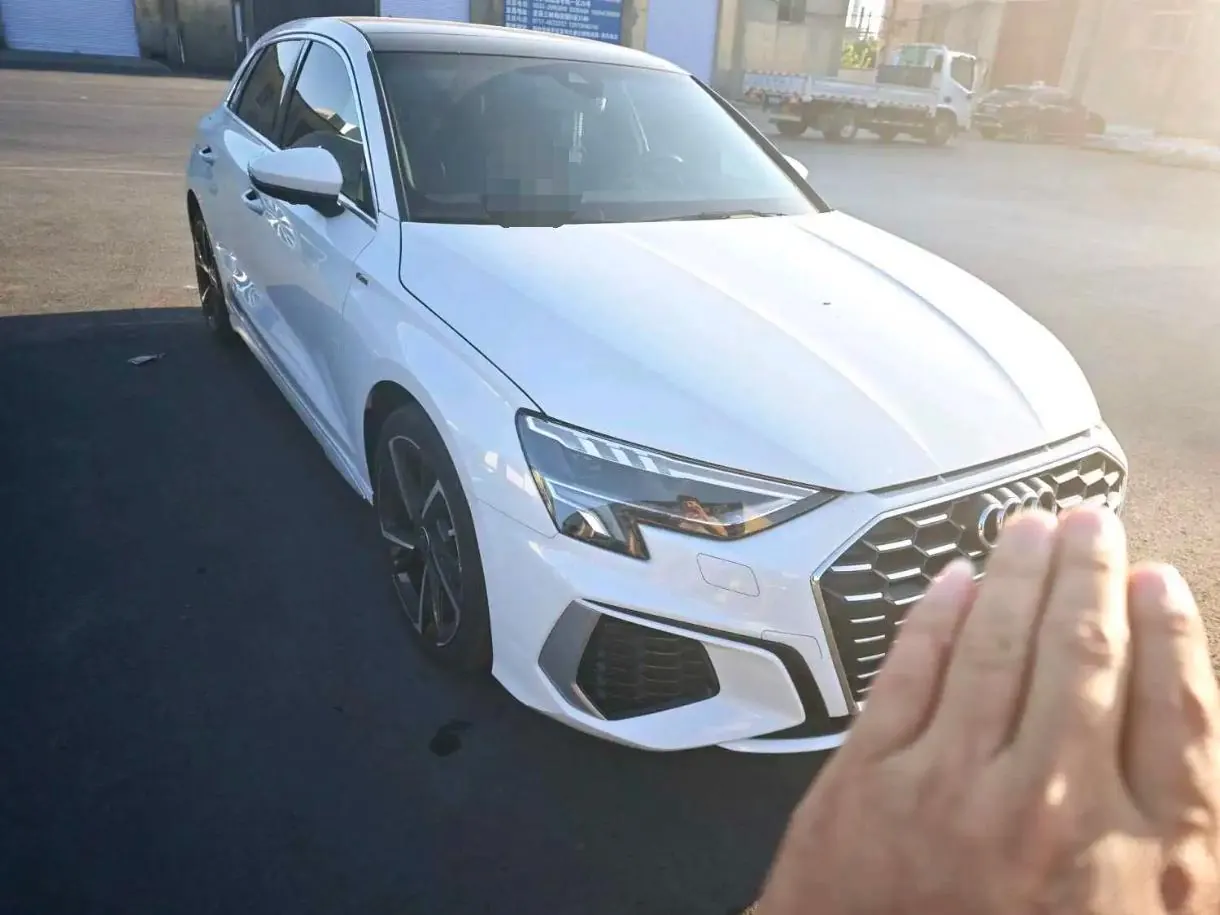 Audi 2022 A3 Sportback 1.4TFSI 35TFSI Fashion Sports Automatic 3