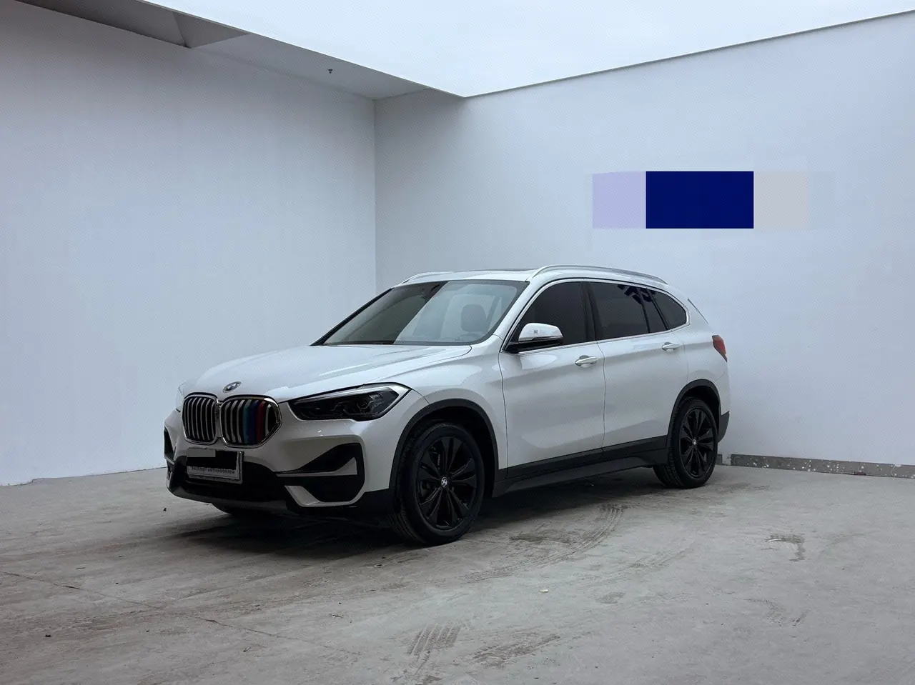 Open image lightbox: BMW 2021 X1 sDrive20Li 1.5T fashion automatic gear