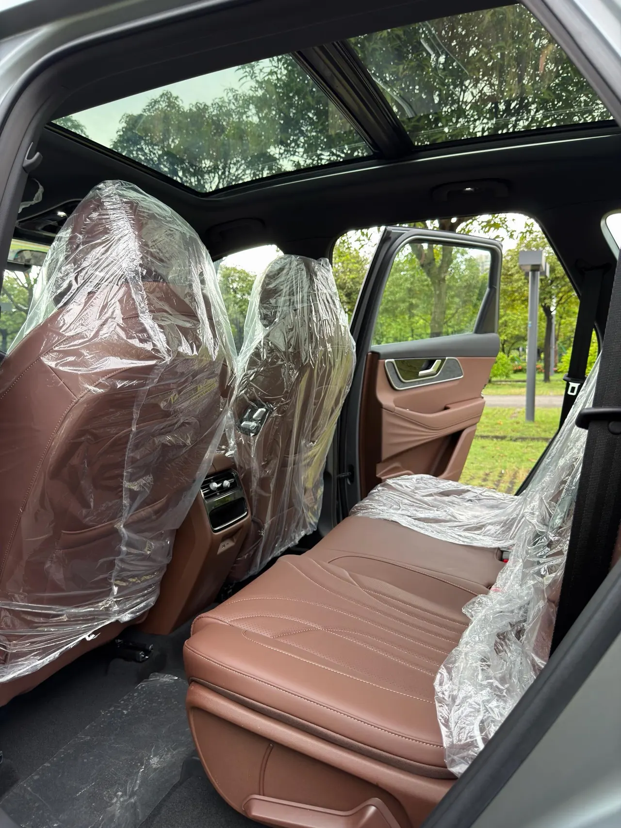 Chery 2026 Ruihu 9X 2.0T Two-Drive Luxury Automatic Gear 5