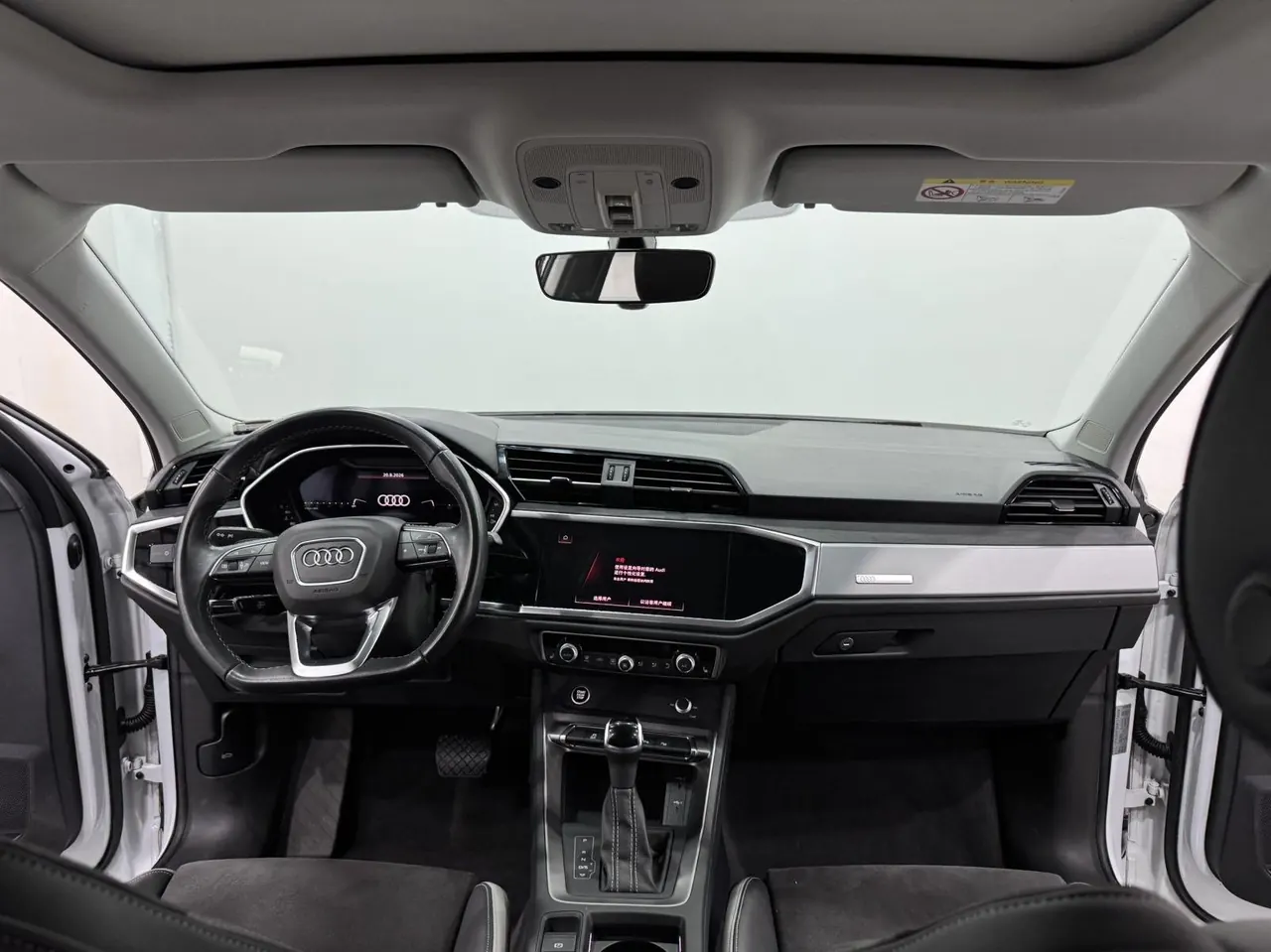 Audi 2022 Q3 1.4TFSI 35TFSI Fashion Dynamic Automatic 5
