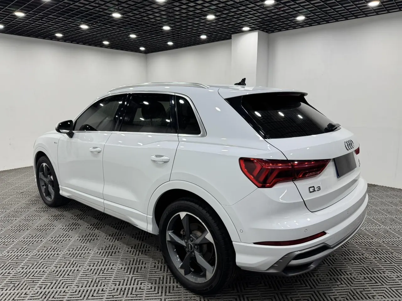 Audi 2022 Q3 1.4TFSI 35TFSI Fashion Dynamic Automatic 9