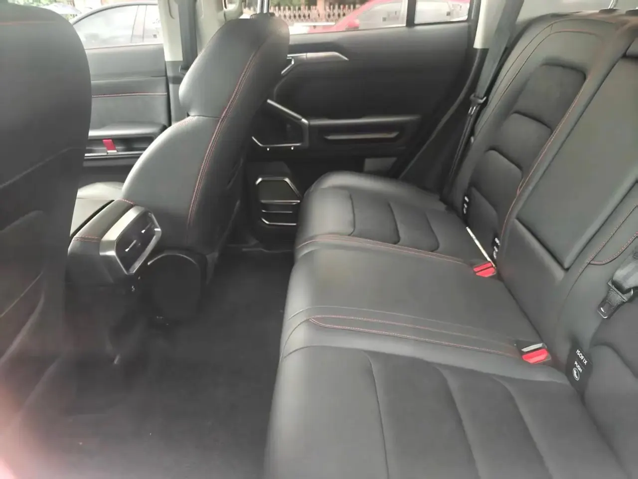 Jetour 2023 Travelers 1.5T Two-Drive Discovery PRO Automatic Gear 9
