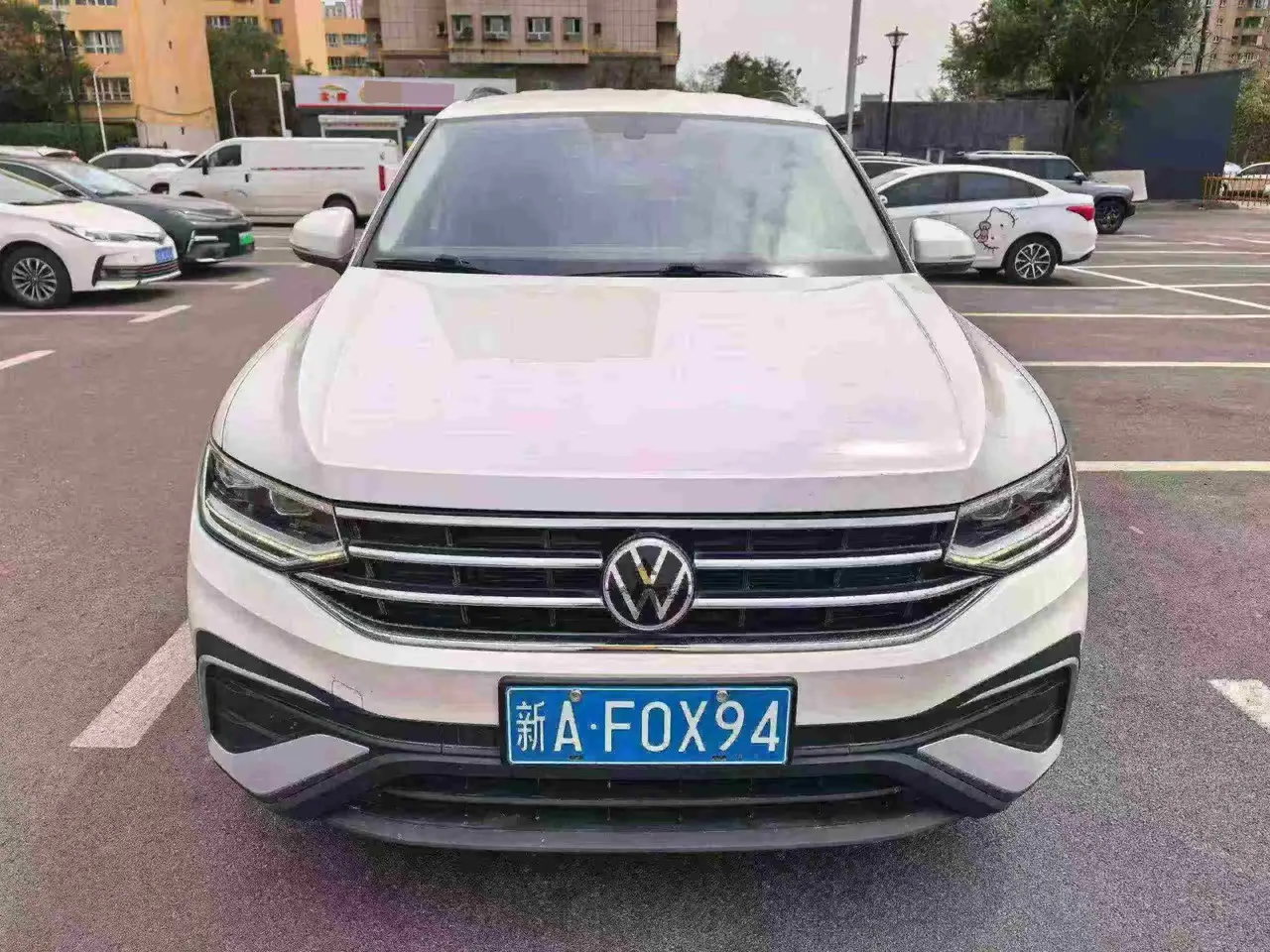 Volkswagen 2022 Tiguan L 2.0TSI 330TSI Two-Drive Smart Edition Automatic Gear 2