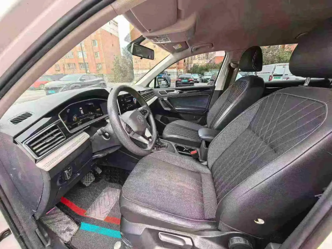 Volkswagen 2022 Tiguan L 2.0TSI 330TSI Two-Drive Smart Edition Automatic Gear 5