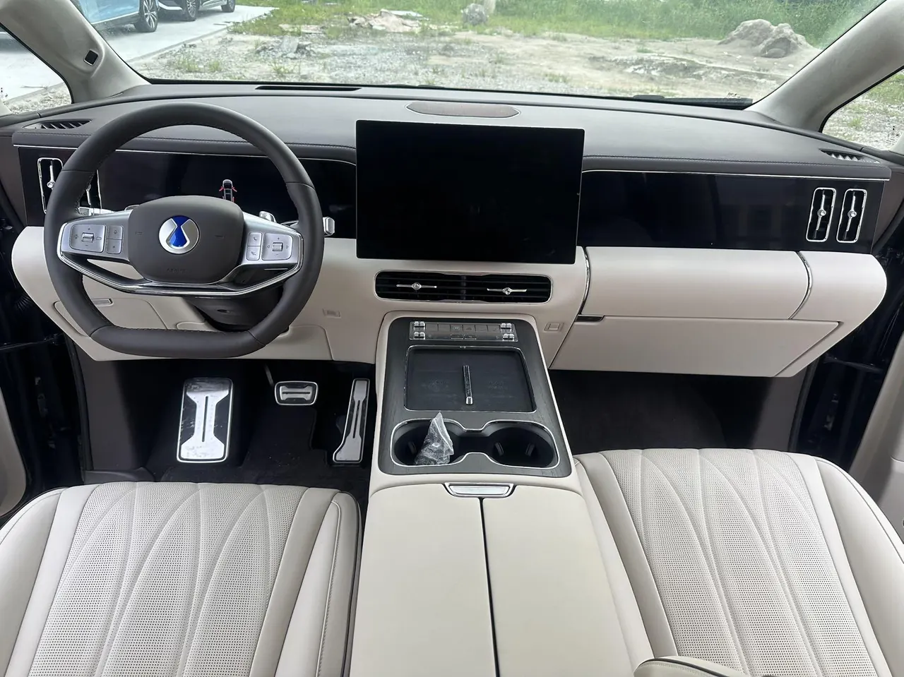Denza 2026 Denza D9 DM-i 1.5T stepless four-wheel drive flash charging flagship automatic gear 6