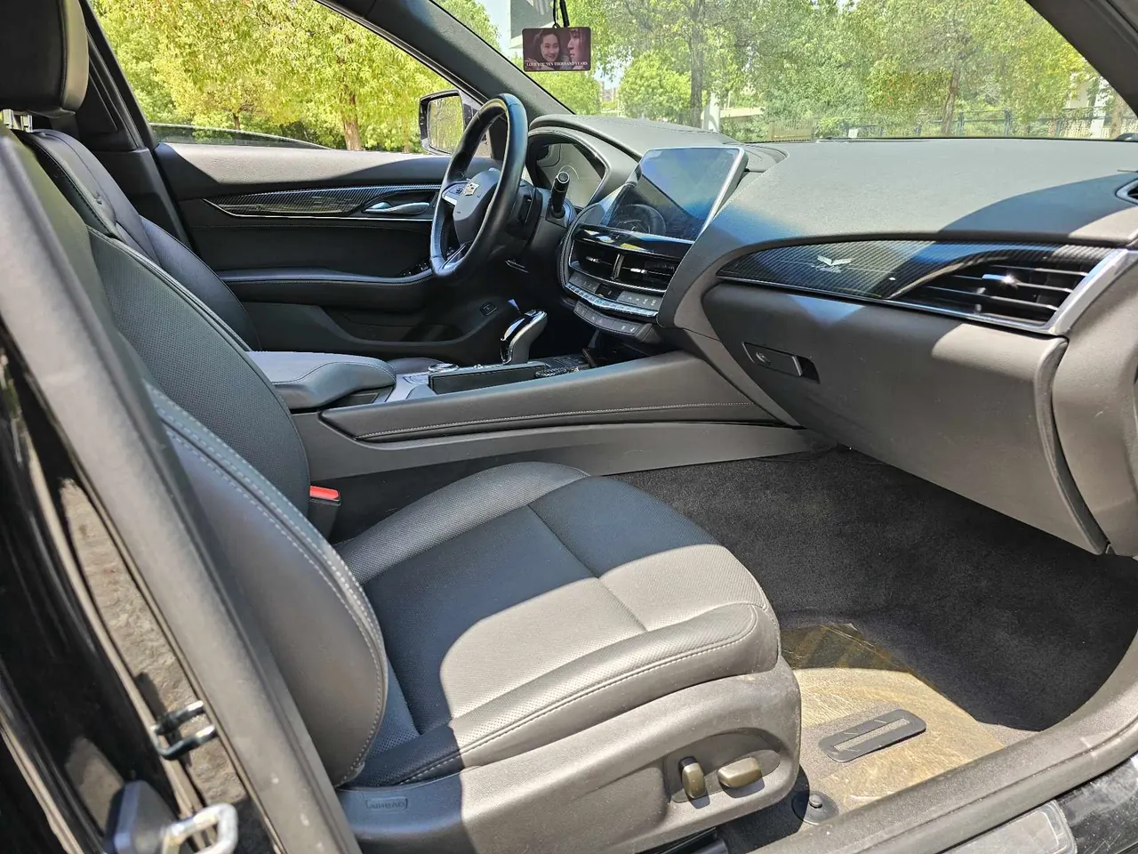 Cadillac 2022 CT5 2.0T 28T luxury automatic gear 10