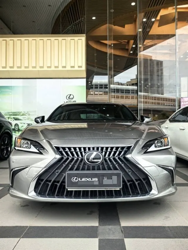 Lexus ES (Imported) 2022 ES300h 2.5 Stepless Excellence Edition Automatic Gear 2