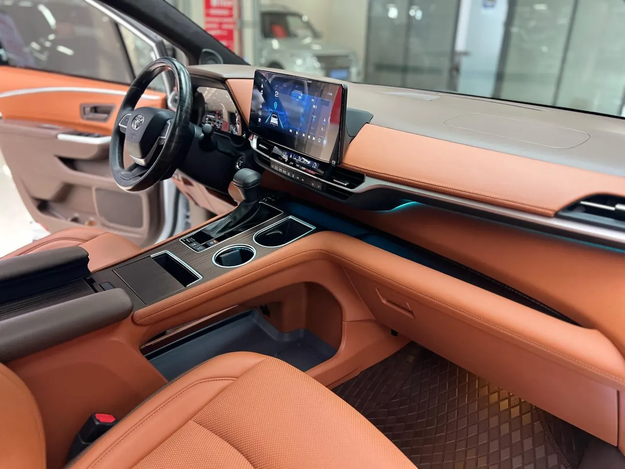 Toyota 2024 Sana 2.5 Stepless Comfort Edition Automatic Gear 15