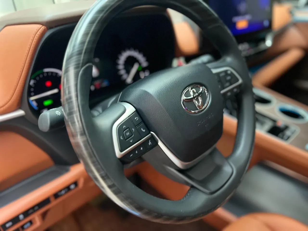 Toyota 2024 Sana 2.5 Stepless Comfort Edition Automatic Gear 4