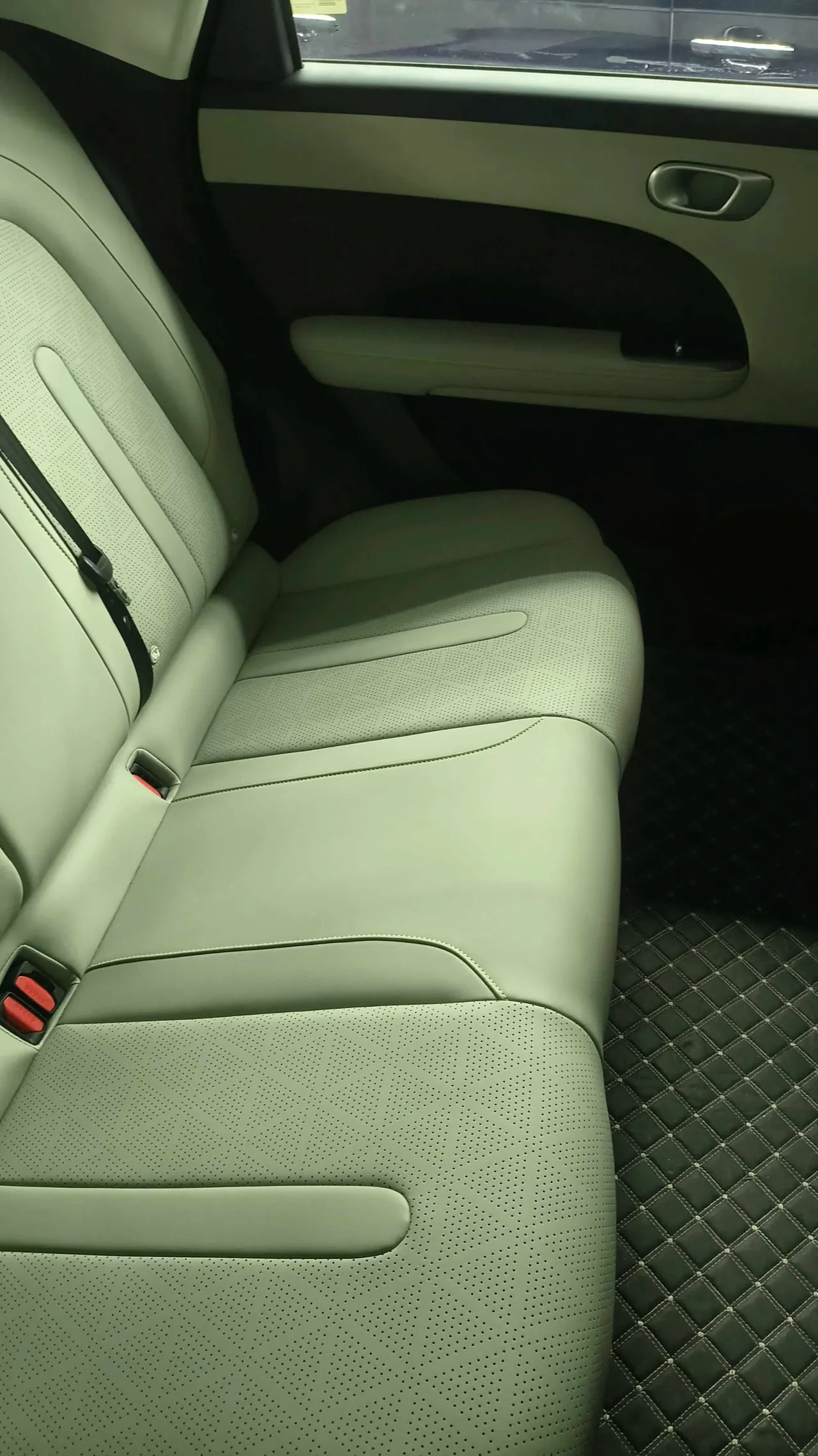 Chery 2026 QQ3 EV 420 Sharing Edition Automatic Gear 5