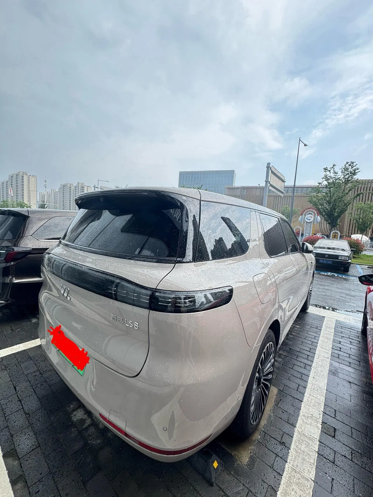 IM 2026 IM LS8 66 Ultra Technology Flagship Large Five-seater Automatic Transmission 5
