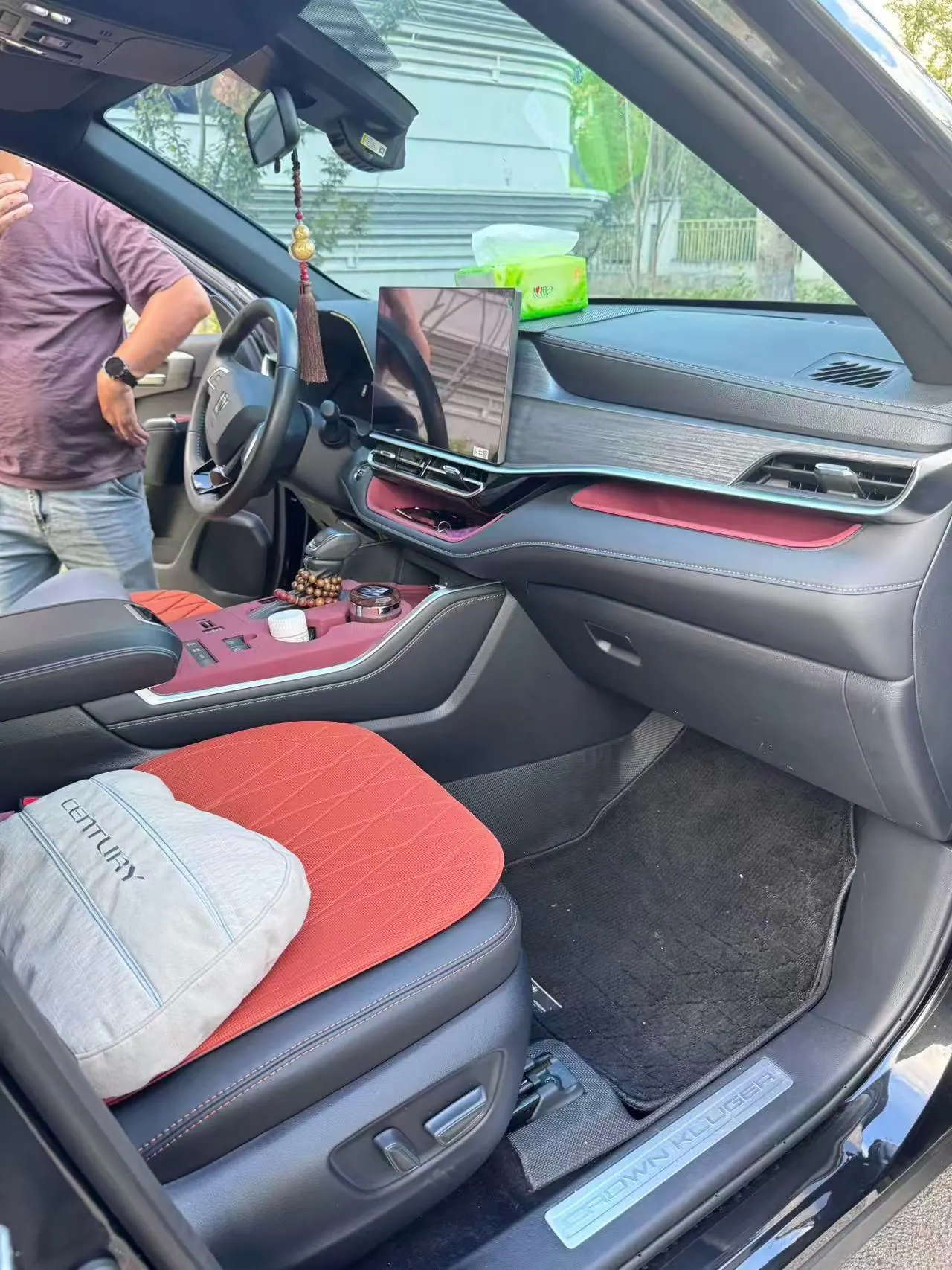 Toyota 2024 Crown Land Release HEV 2.5 Stepless Four-wheel Drive Deluxe Edition Automatic Gear 7